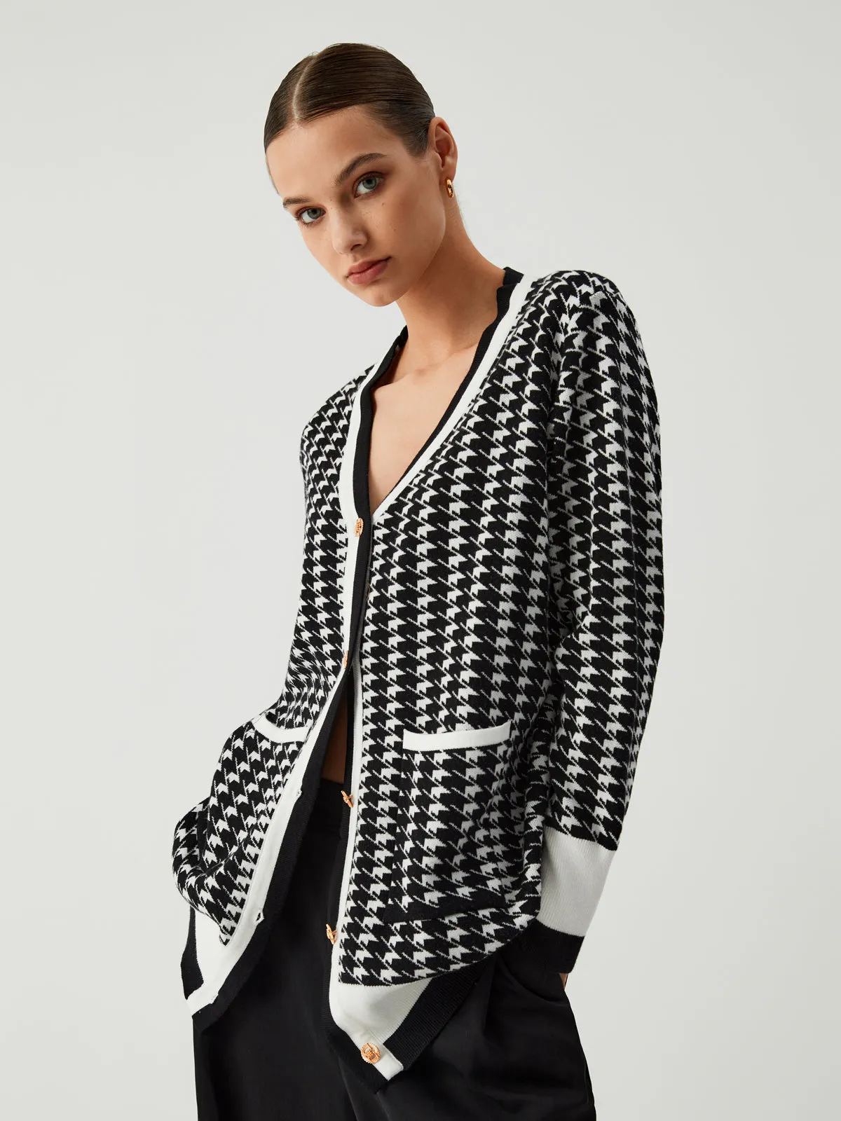 Leisure Charming Houndstooth Cardigan