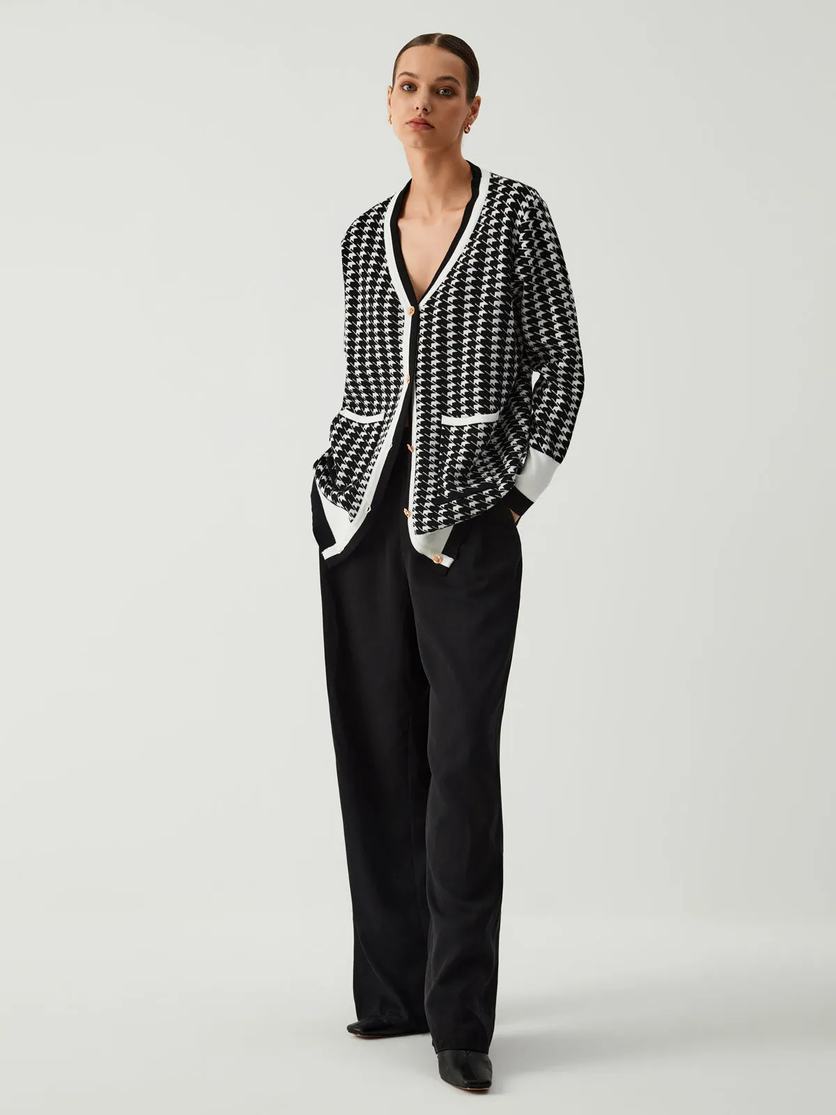 Leisure Charming Houndstooth Cardigan